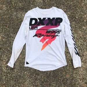DXXP 10 deep long sleeve size small